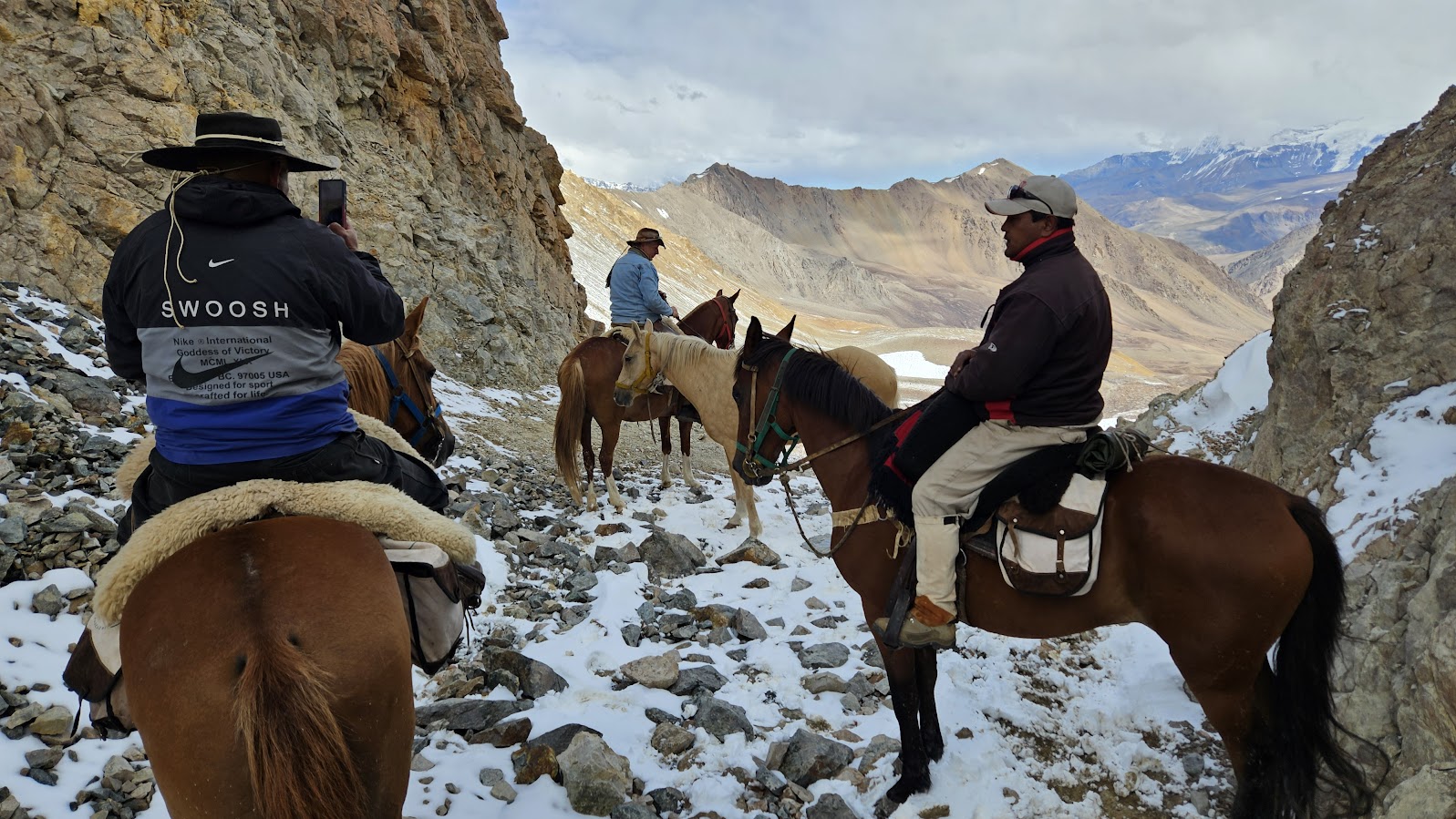 Cruce de los Andes a caballo 2